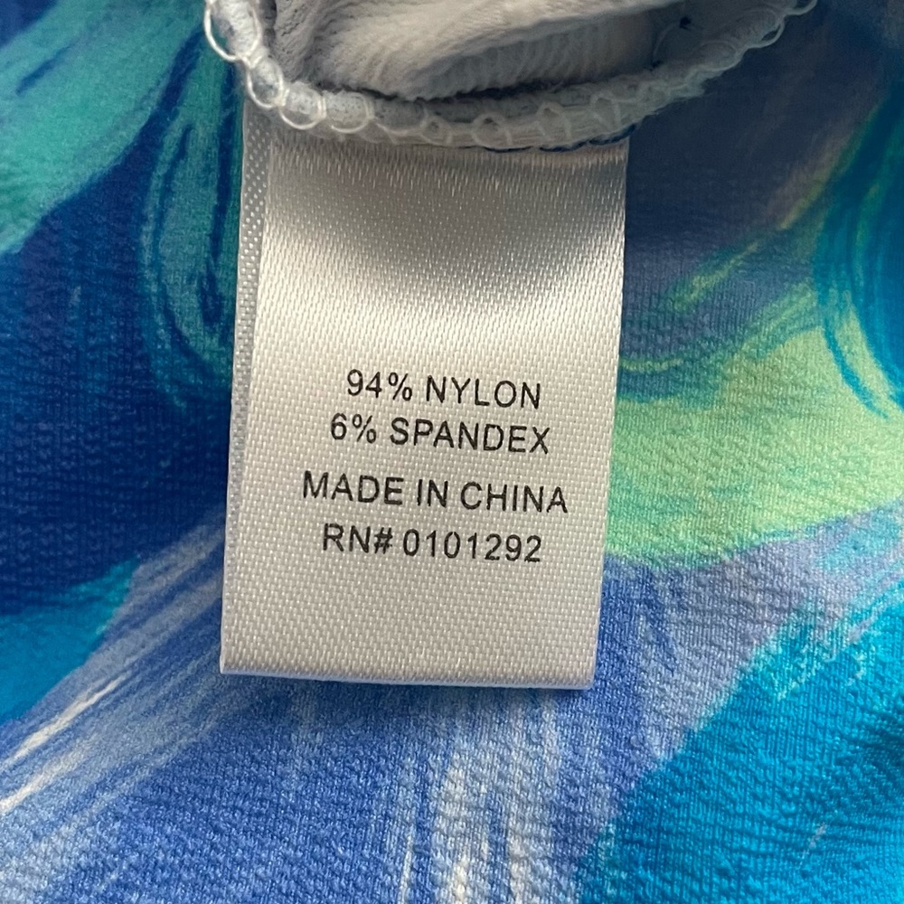 Beach time Sun Dress or Swim Suit Coverup in Size Small. - Picture 11 of 11